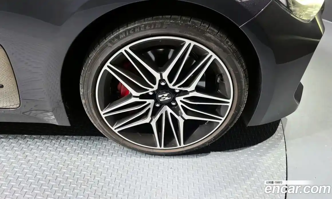 Kia Stinger 2021 3.3 Автомат в Москве № 121314, фото 13