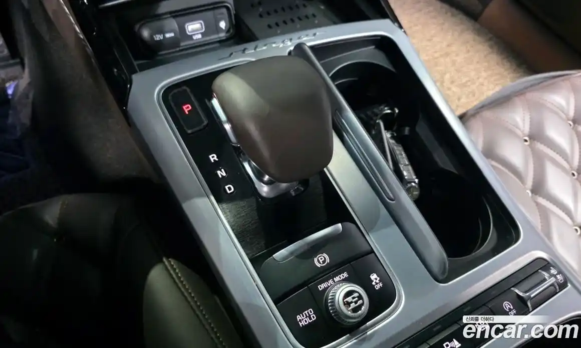 Kia Stinger 2021 3.3 Автомат в Москве № 121314, фото 15