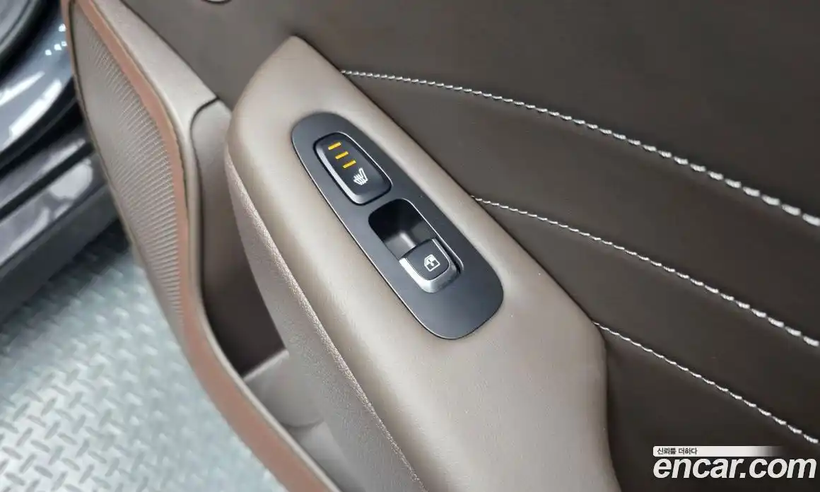 Kia Stinger 2021 3.3 Автомат в Москве № 121314, фото 9