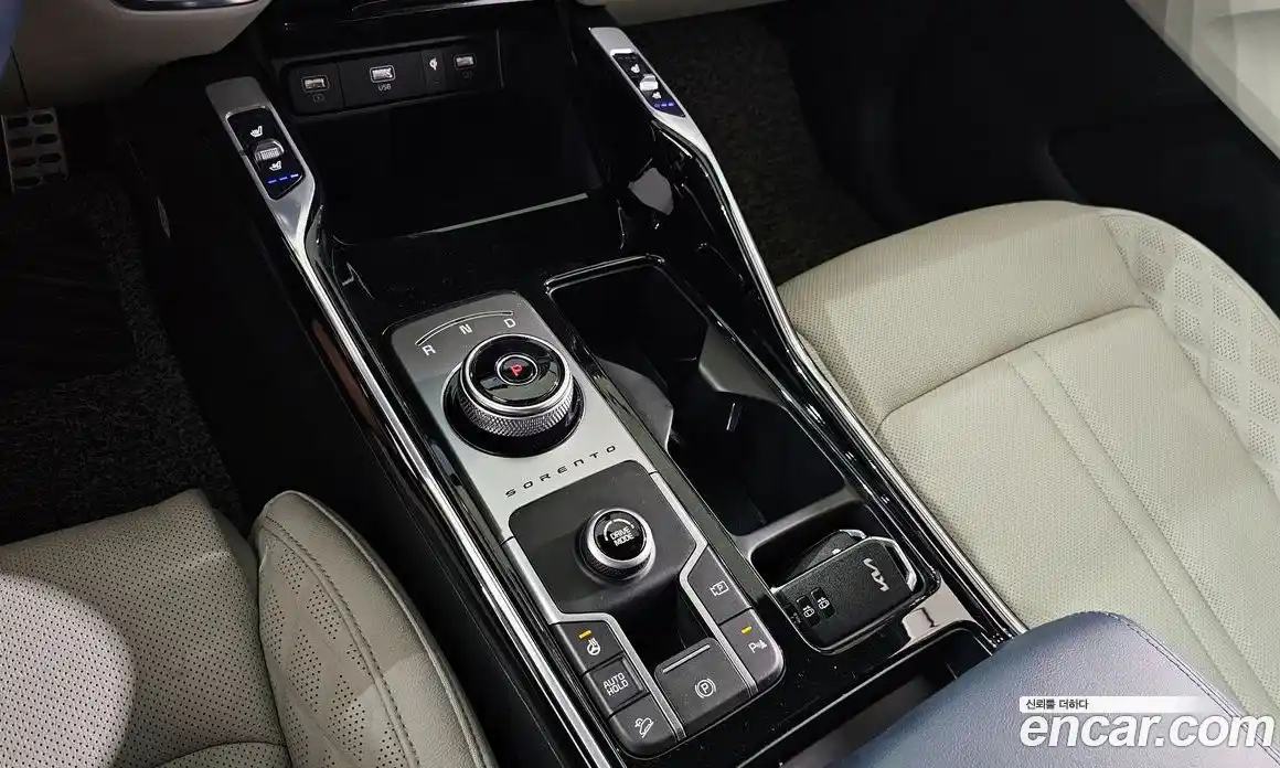 Kia Sorento 2023 1.6 Автомат в Москве № 121660, фото 11