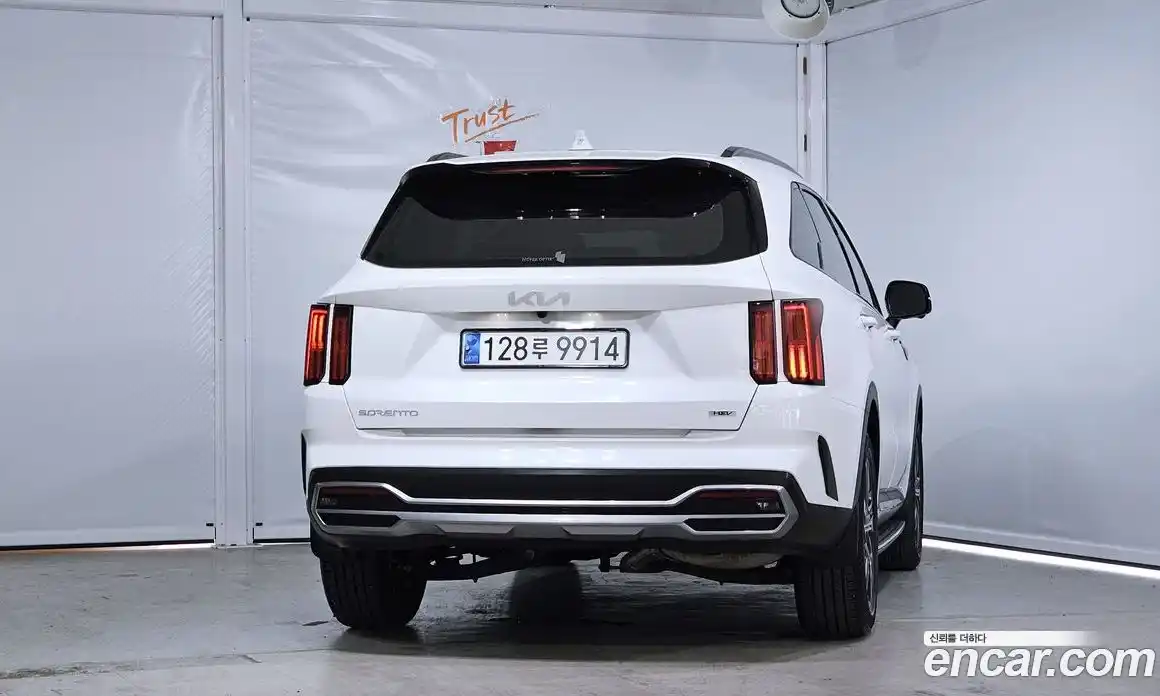 Kia Sorento 2023 1.6 Автомат в Москве № 121660, фото 17