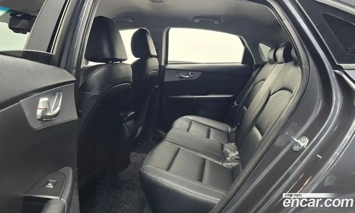 Kia K3 2022 1.6 Автомат в Москве № 12235, фото 14