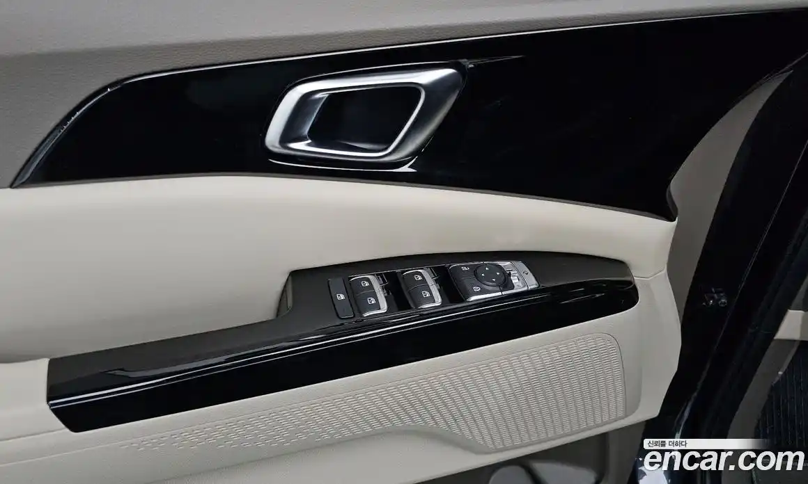 Kia Canival 2023 3.5 Автомат в Москве № 124111, фото 12