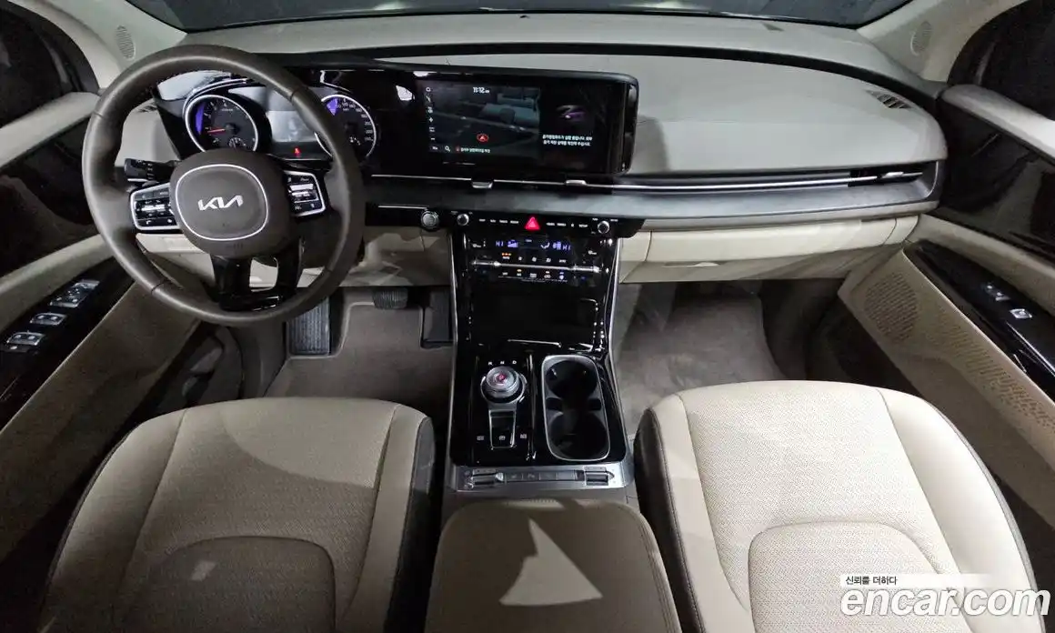 Kia Canival 2023 3.5 Автомат в Москве № 124111, фото 7