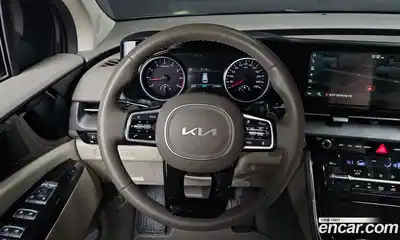 Kia Canival 2023 3.5 Автомат в Москве № 124111, миниатюра 9