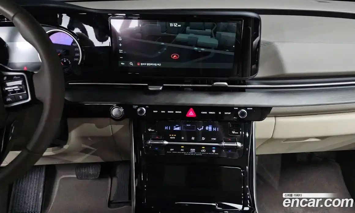 Kia Canival 2023 3.5 Автомат в Москве № 124111, фото 10