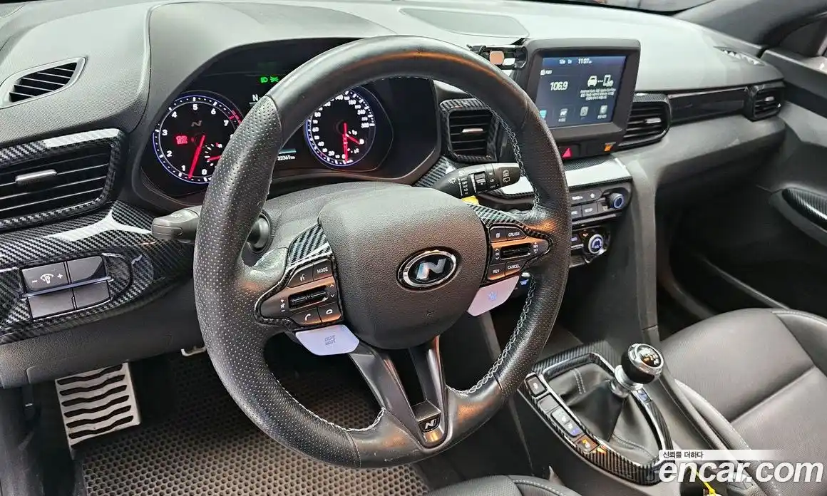 Hyundai Veloster 2019 2.0 Механическая в Москве № 124790, фото 15