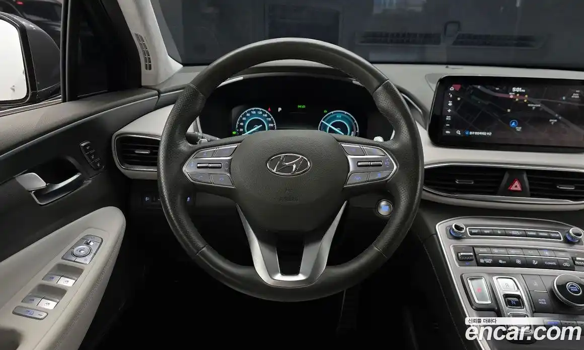 Hyundai Santa Fe 2022 1.6 Автомат в Москве № 126206, фото 16