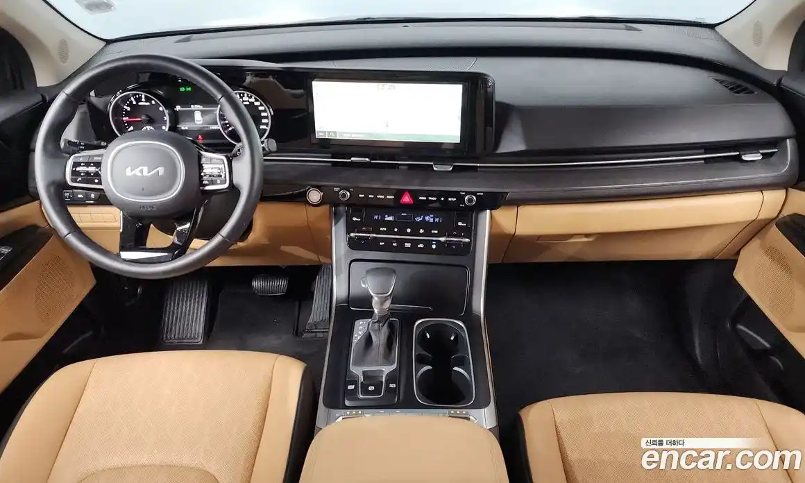 Kia Canival 2023 3.5 Автомат в Москве № 128641, фото 13