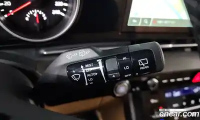 Kia Canival 2023 3.5 Автомат в Москве № 128641, миниатюра 6