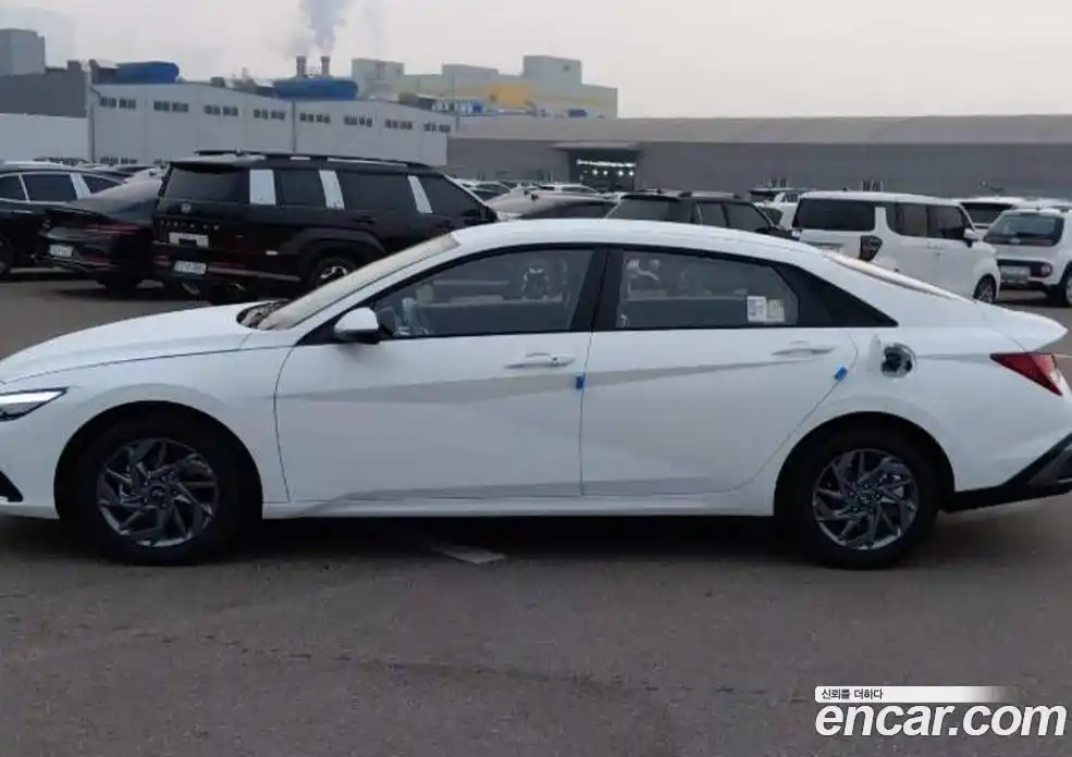 Hyundai Avante 2026 1.6 Автомат в Москве № 129404, фото 11