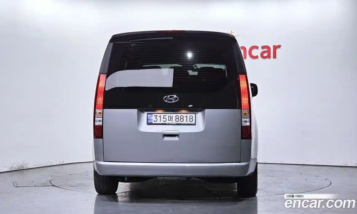 Hyundai Staria 2023 2.2 Автомат в Москве № 130416, фото 17