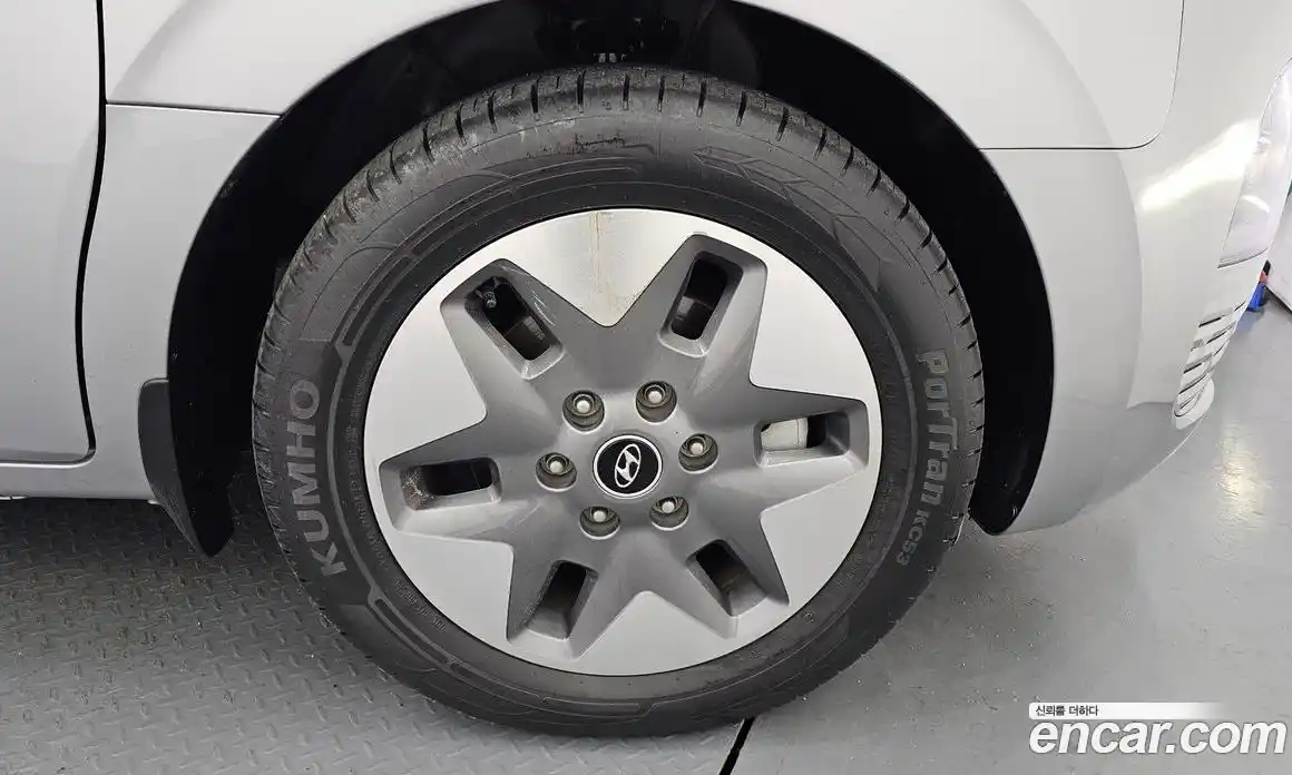 Hyundai Staria 2023 2.2 Автомат в Москве № 130416, фото 18