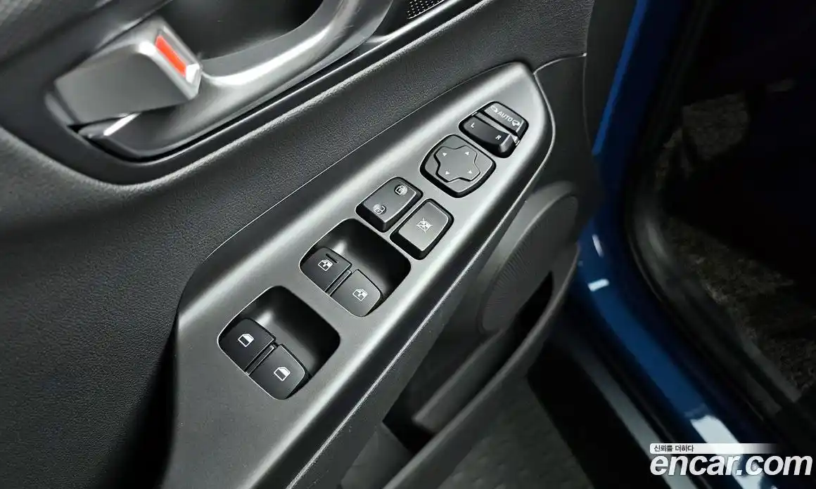 Hyundai Kona 2021 1.6 Автомат в Москве № 130475, фото 4