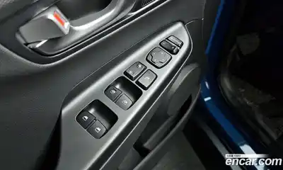 Hyundai Kona 2021 1.6 Автомат в Москве № 130475, миниатюра 4