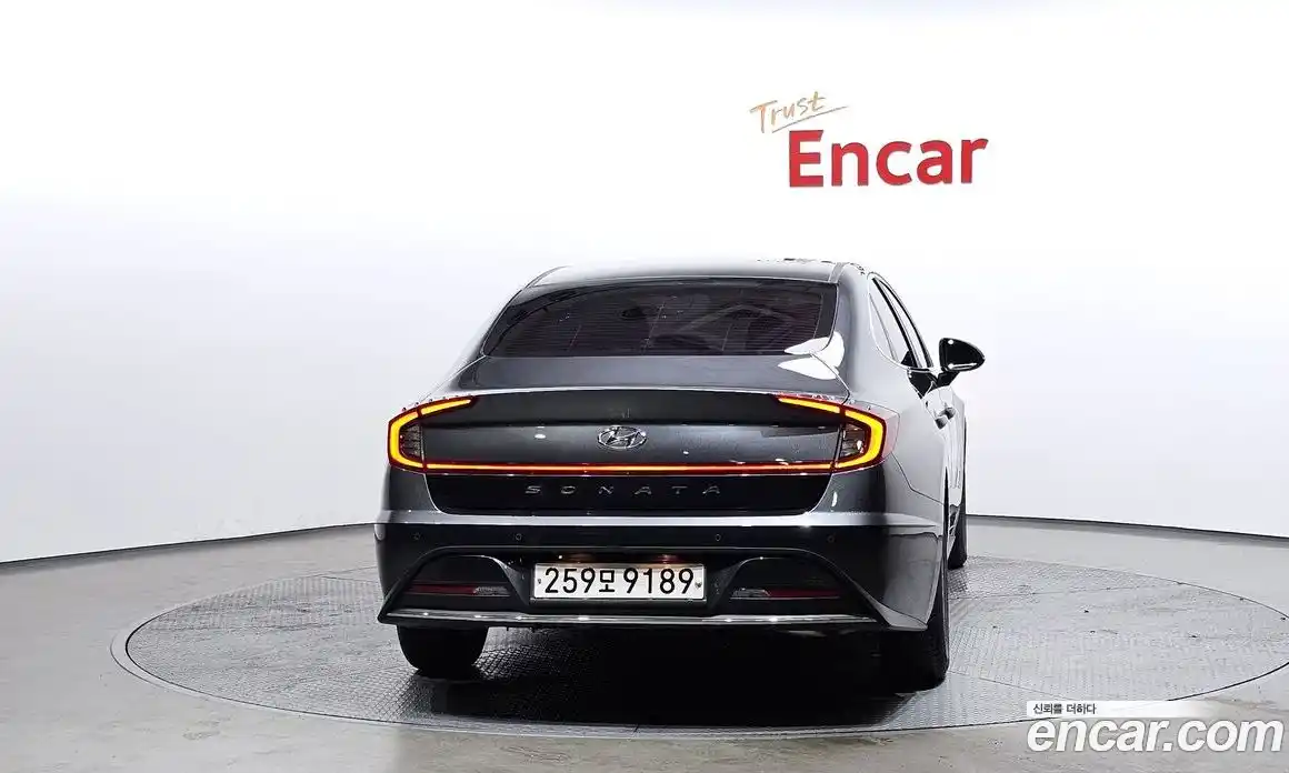 Hyundai Sonata 2022 2.0 Автомат в Москве № 130713, фото 17