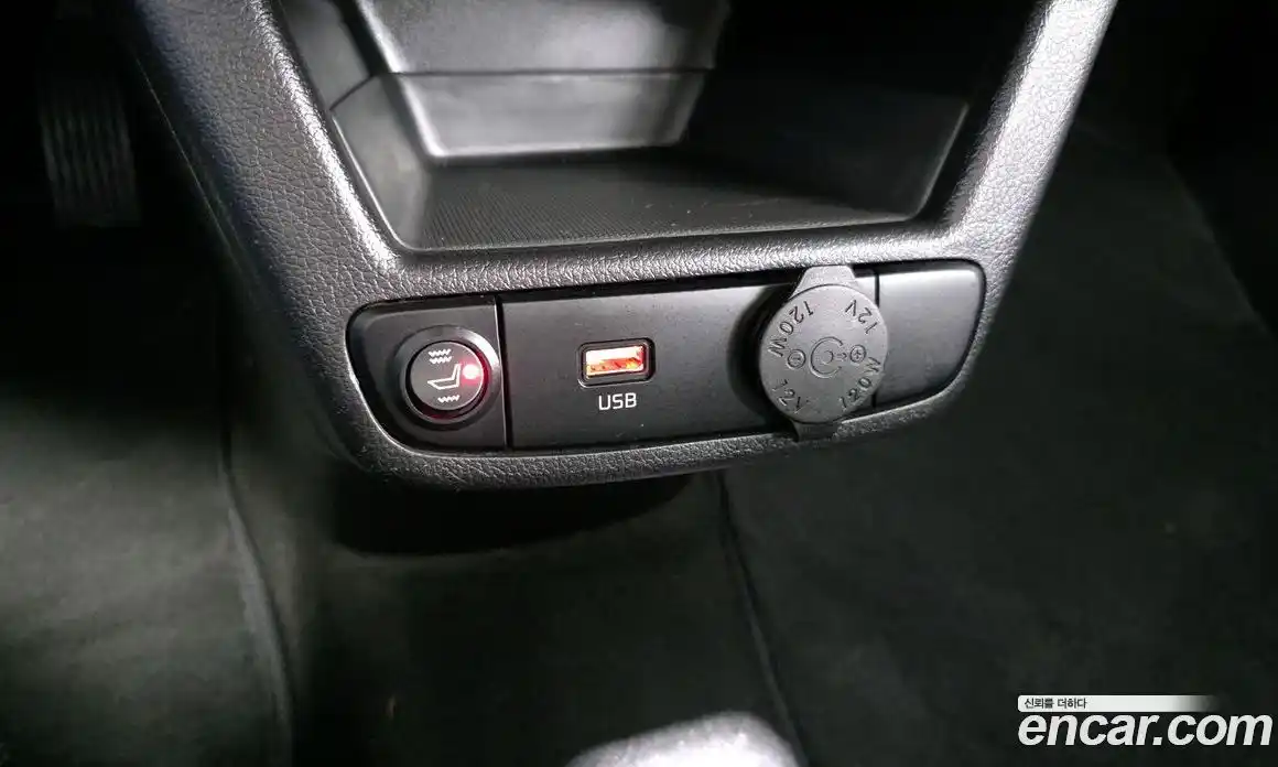 Kia Ray 2022 1.0 Автомат в Москве № 132256, фото 12