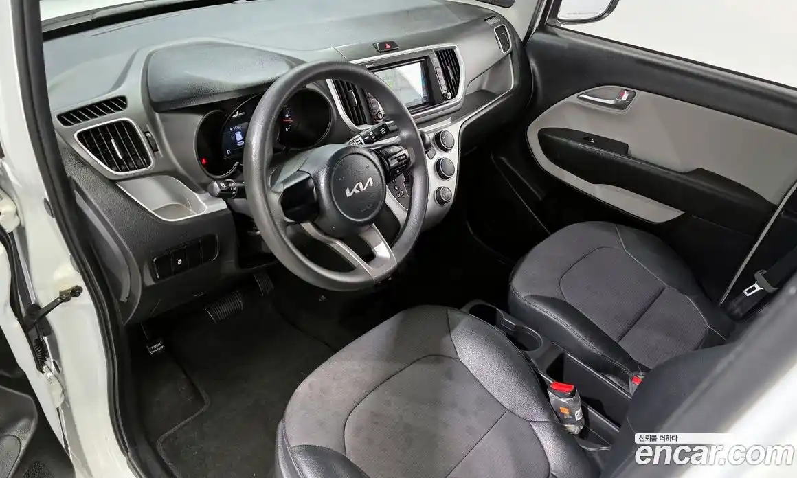 Kia Ray 2022 1.0 Автомат в Москве № 132256, фото 14