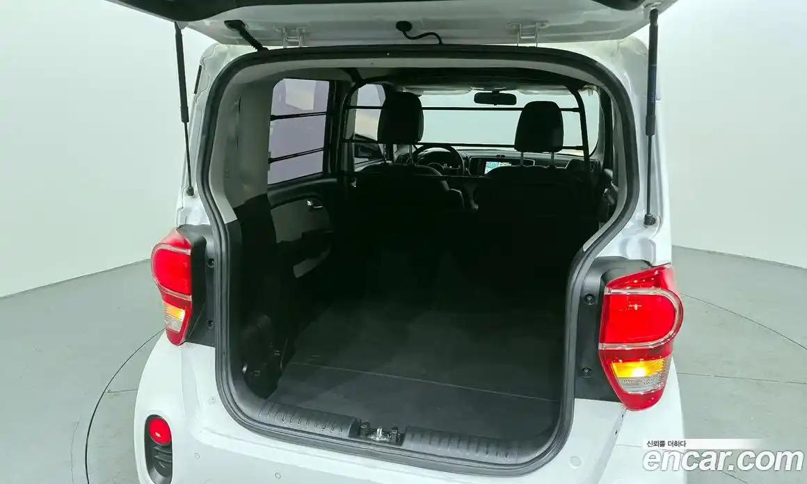 Kia Ray 2022 1.0 Автомат в Москве № 132256, фото 15