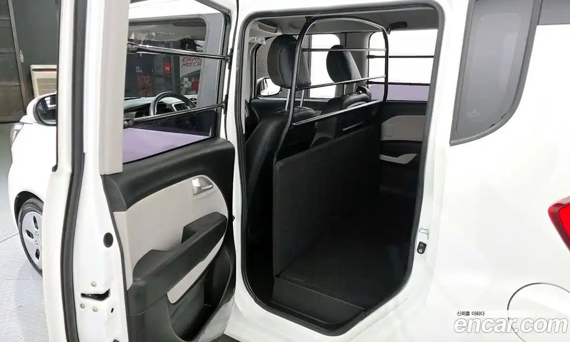 Kia Ray 2022 1.0 Автомат в Москве № 132256, фото 19