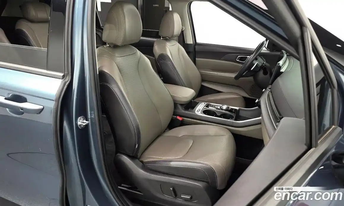 Kia Canival 2024 2.2 Автомат в Москве № 132271, фото 10