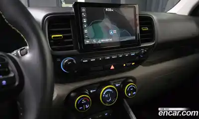 Hyundai Venue 2023 1.6 Автомат в Москве № 134512, миниатюра 2