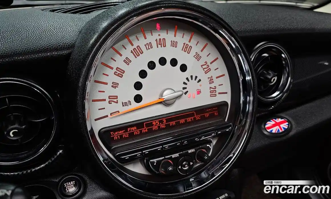 Mini Cooper 2011 1.6 Автомат в Москве № 134579, фото 14