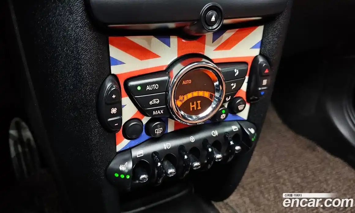 Mini Cooper 2011 1.6 Автомат в Москве № 134579, фото 15