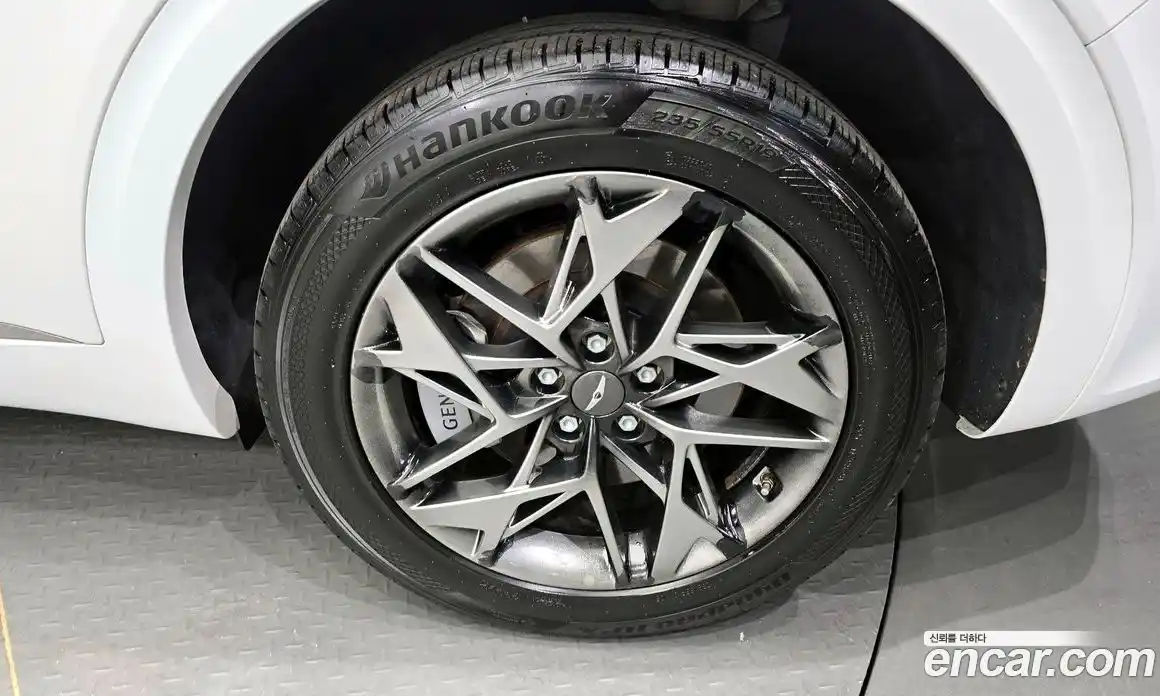 Genesis GV70 2023 2.5 Автомат в Москве № 136248, фото 11