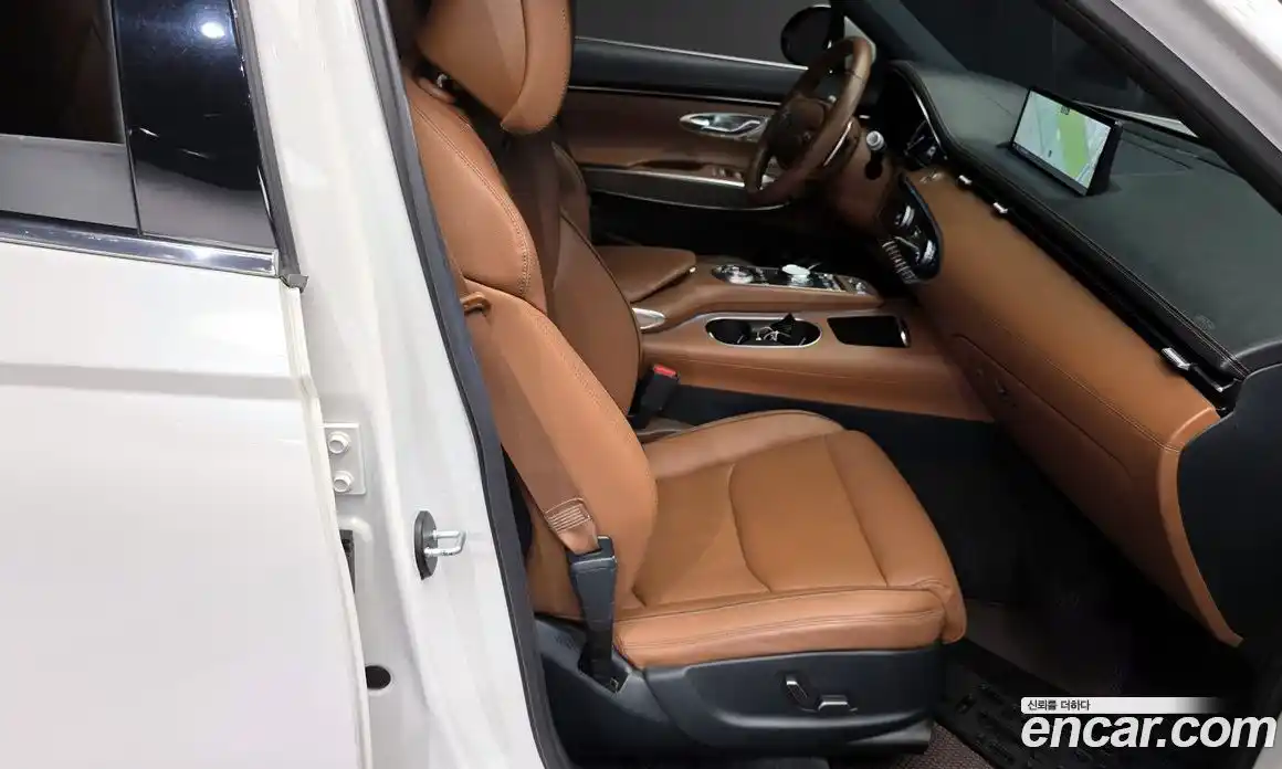 Genesis GV70 2023 2.5 Автомат в Москве № 136248, фото 5