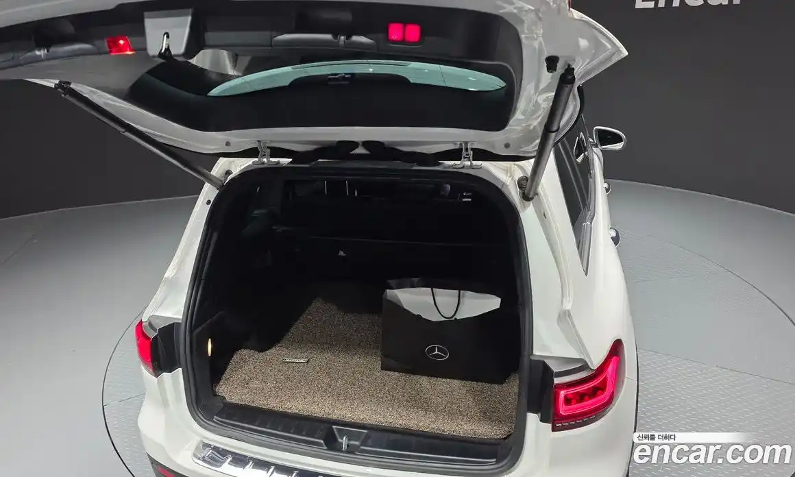 Mercedes-Benz GLB-Class 2021 2.0 Автомат в Москве № 139613, фото 5