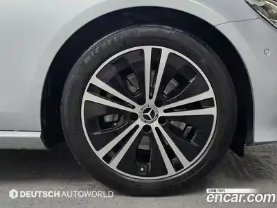Mercedes-Benz E-Class 2021 2.0 Автомат в Москве № 141992, миниатюра 5