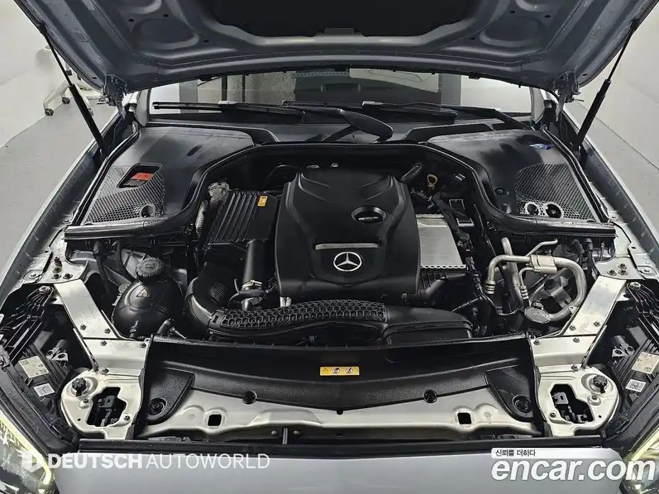 Mercedes-Benz E-Class 2021 2.0 Автомат в Москве № 141992, фото 6