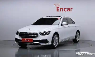 Mercedes-Benz E-Class, 2022
