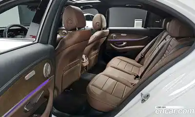 Mercedes-Benz E-Class 2022 2.0 Автомат в Москве № 142326, миниатюра 12