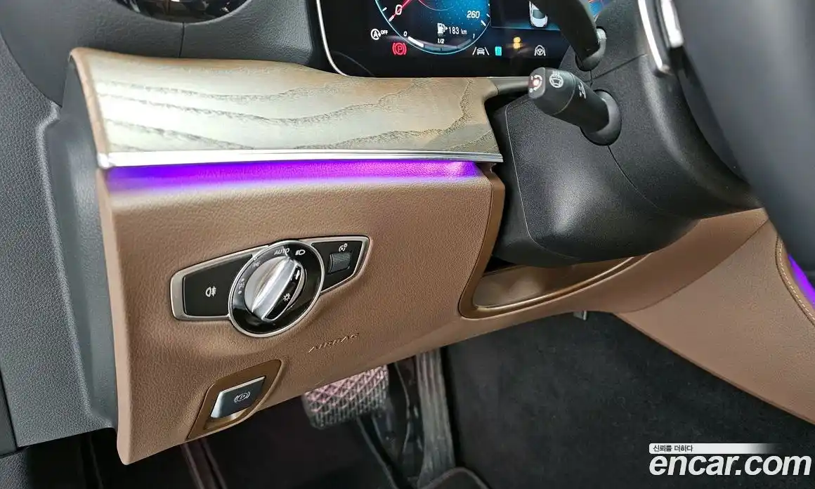 Mercedes-Benz E-Class 2022 2.0 Автомат в Москве № 142326, фото 14