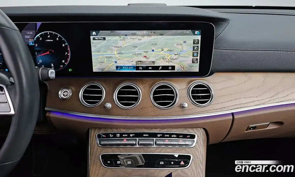 Mercedes-Benz E-Class 2022 2.0 Автомат в Москве № 142326, фото 15