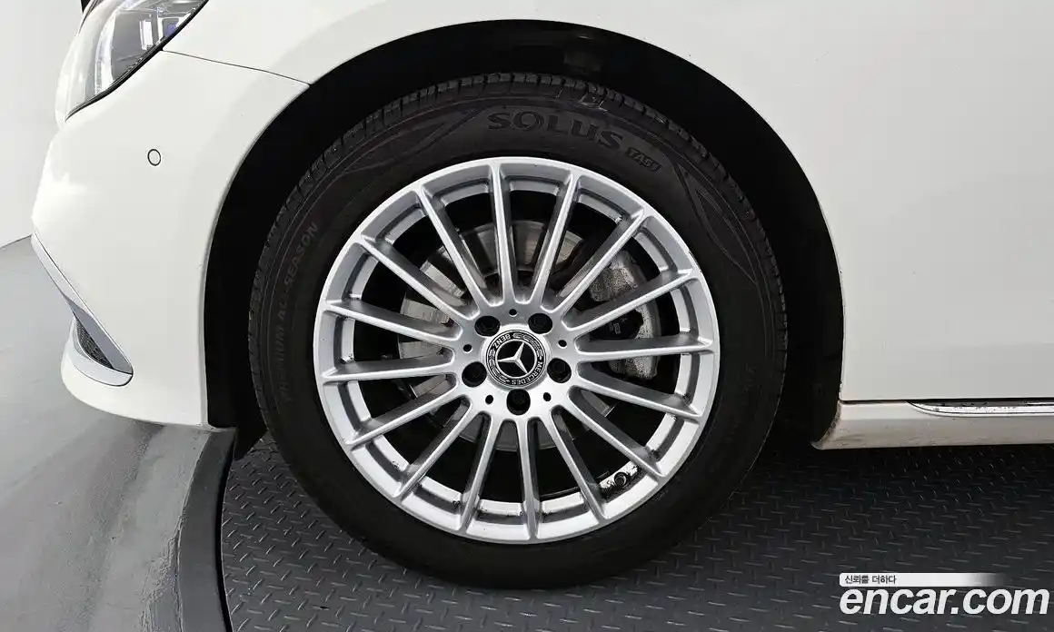 Mercedes-Benz E-Class 2022 2.0 Автомат в Москве № 142326, фото 5