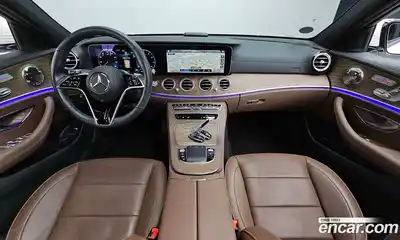 Mercedes-Benz E-Class 2022 2.0 Автомат в Москве № 142326, миниатюра 7