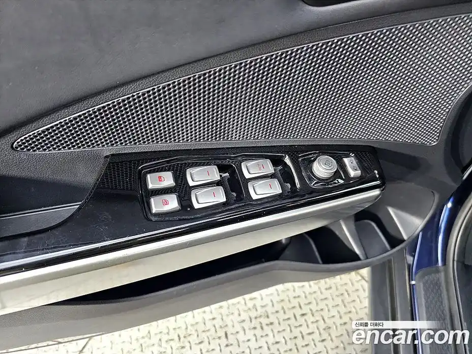 SsangYong TIBOLI 2016 1.6 Автомат в Москве № 146920, фото 12