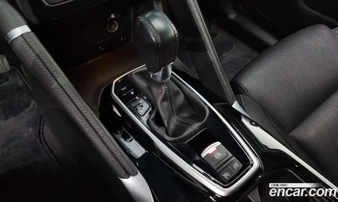 Renault QM6 2022 2.0 Автомат в Москве № 148485, фото 9