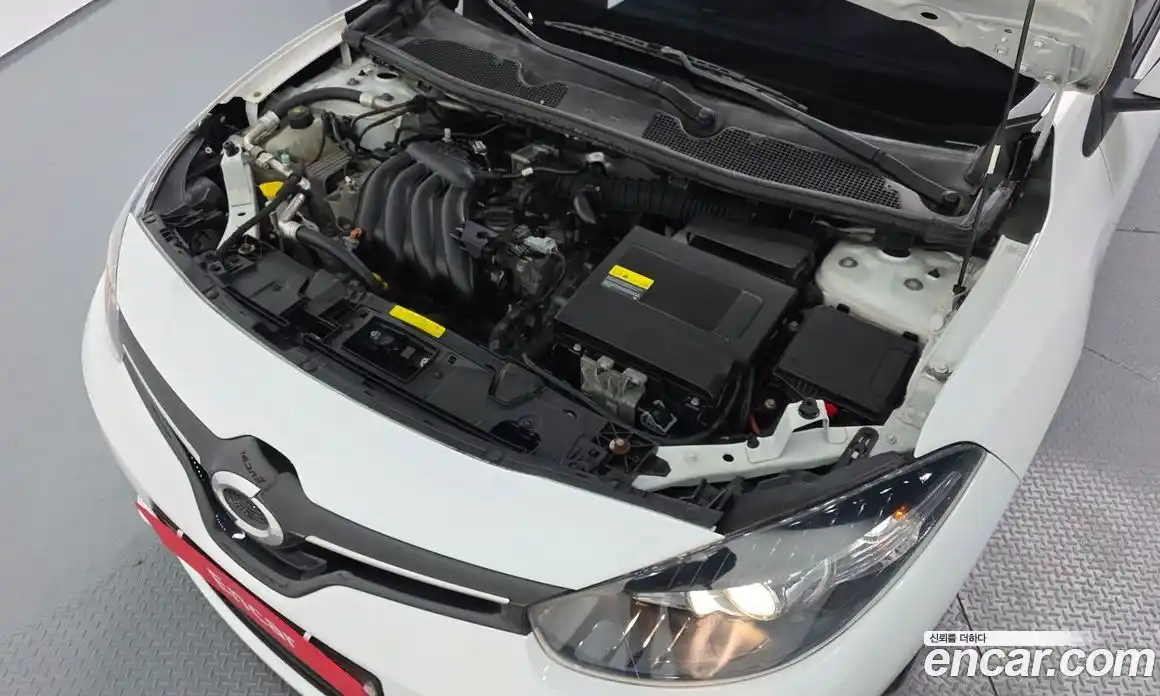 Renault SM3 2016 1.6 Автомат в Москве № 149469, фото 8