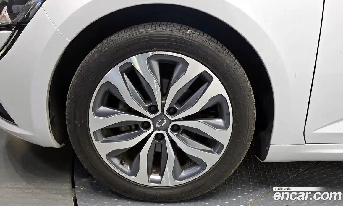 Renault SM6 2017 2.0 Автомат в Москве № 149736, фото 16