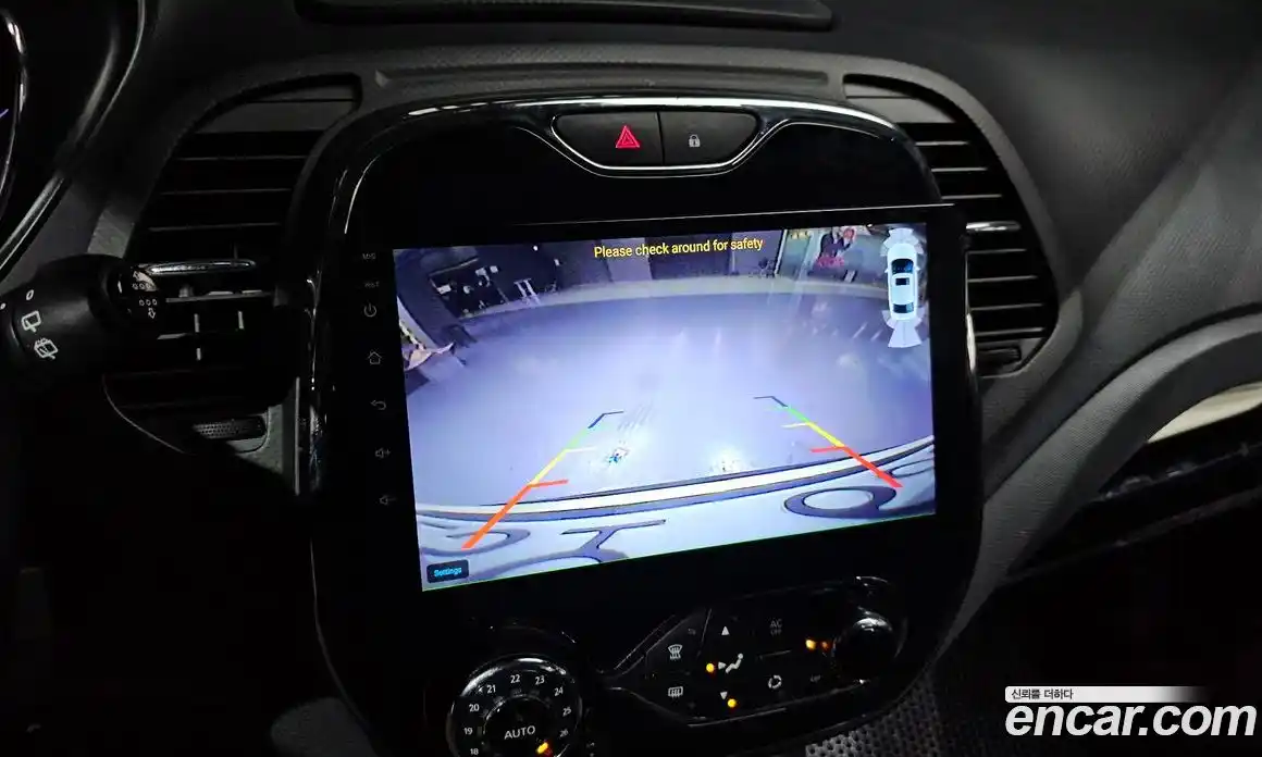 Renault QM3 2014 1.5 Автомат в Москве № 150487, фото 4