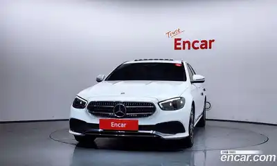 Mercedes-Benz E-Class 2021 2.0 Автомат в Москве № 150953, миниатюра 3