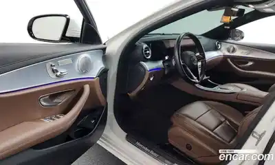 Mercedes-Benz E-Class 2021 2.0 Автомат в Москве № 150953, миниатюра 10