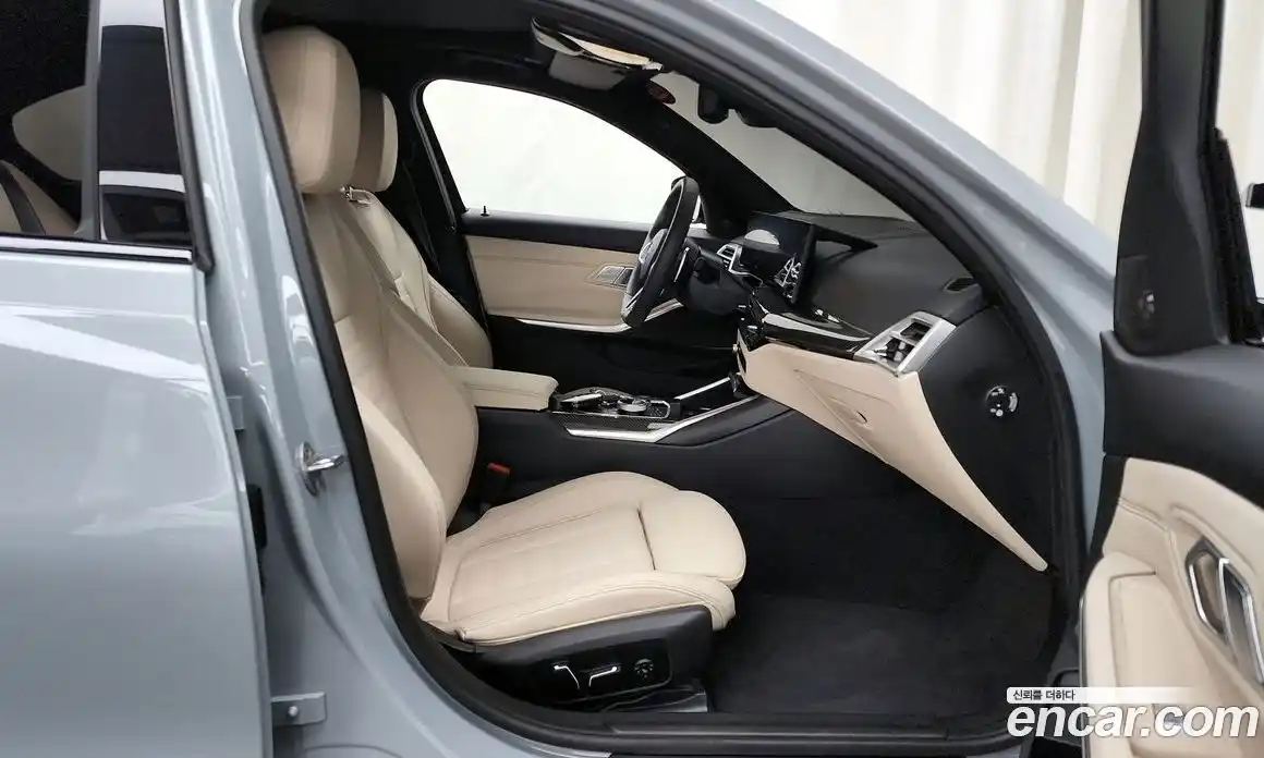 BMW 3-Series 2025 3.0 Автомат в Москве № 153316, фото 11