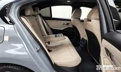 BMW 3-Series 2025 3.0 Автомат в Москве № 153316, миниатюра 12