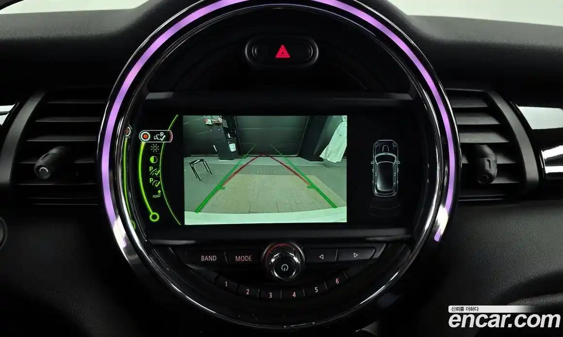 Mini Cooper 2017 1.5 Автомат в Москве № 153512, фото 17