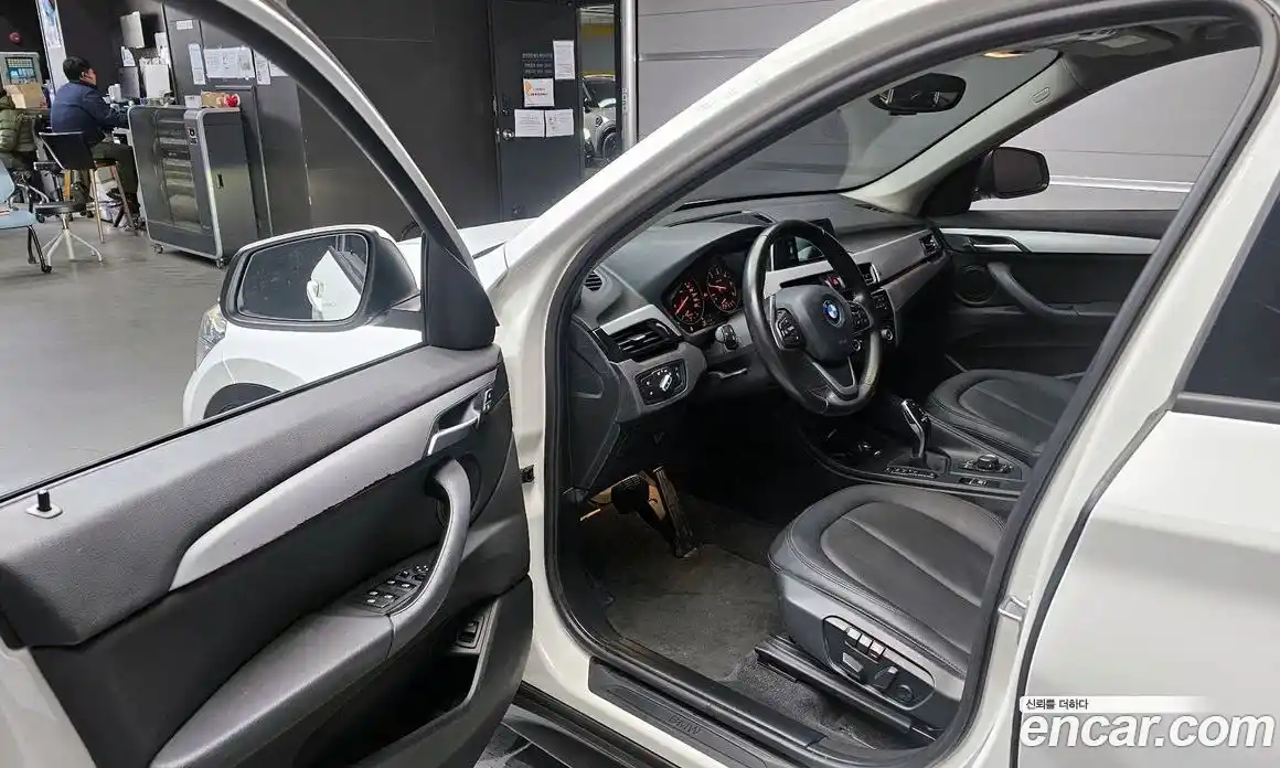 BMW X1 2018 2.0 Автомат в Москве № 157739, фото 14